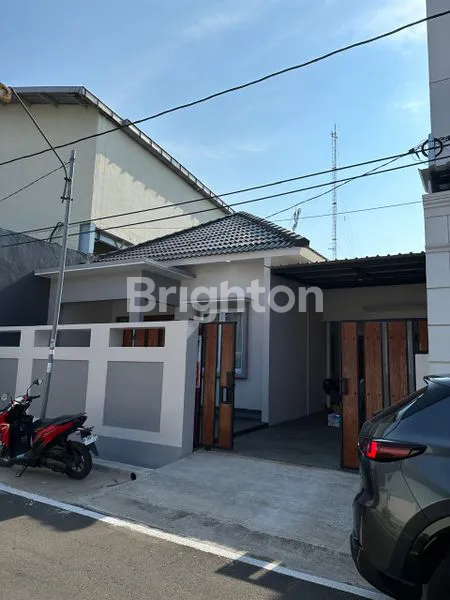 RUMAH DEKAT KARYADI DAN DEKAT PEMUDA SEMARANG