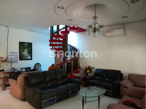 image RUMAH MEWAH 2 LANTAI DI TAMAN GADING PANTAI - 5KT, SHM, 450M² (7)