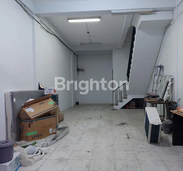 image RUKO JELAMBAR 3 LANTAI (3)