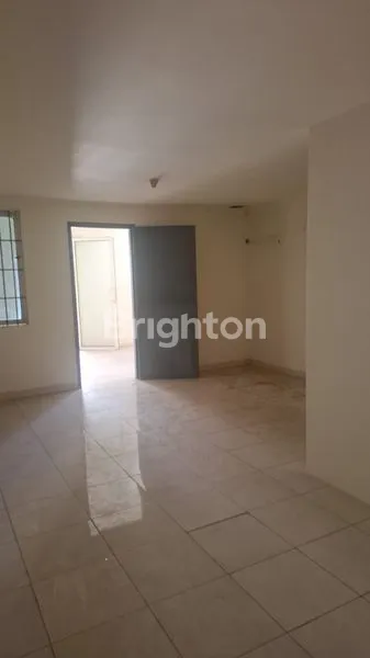 image *DISEWAKAN LOKASI BAGUS**RUKO MAYJEND SUNGKONO DERETAN SAMPING BELAKANG DBS BANK* (3)