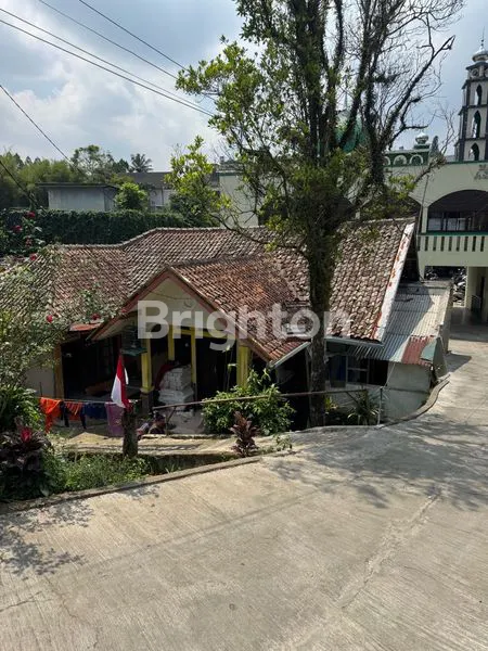 image RUMAH HITUNG TANAH DI SAYAP CIUMBULEUIT (2)