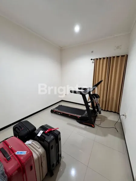 image RUMAH 2LT LEBAK KENJERAN PAKUWON CITY SURABAYA SEMI FURNISHED (8)