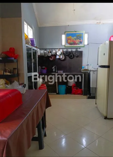 image DI SEWAKAN RUMAH 2 LANTAI (2)