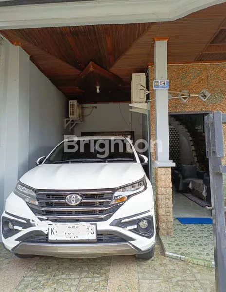 image DI SEWAKAN RUMAH 2 LANTAI (6)