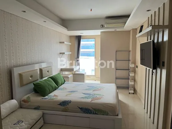 APARTEMEN LOUIS KIENNE PANDANARAN FULL FURNISH, 5 MENIT KE SIMPANG LIMA