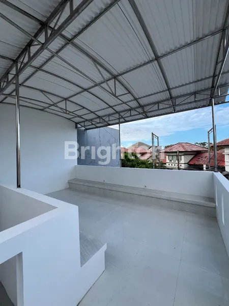 image RUMAH BARU FULL RENOVASI MULYOSARI SUTOREJO SURABAYA SEMI FURNISH (8)