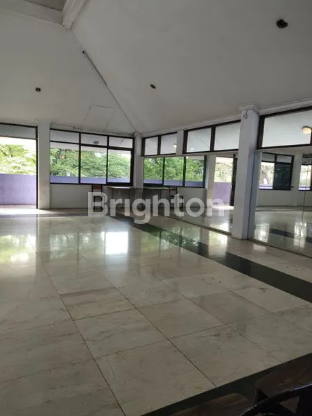 image RUMAH MAKAN LEGEND DIBURANGRANG SANGAT STRATEGIS N TERKENAL  (4)