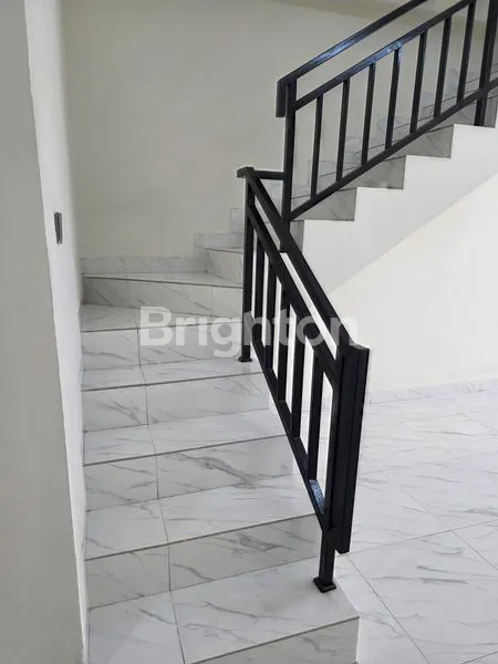 image RUKO 2.5 LANTAI SIAP PAKAI DI MERUYA DEKAT PURI INDAH & TOL JOGLO (2)