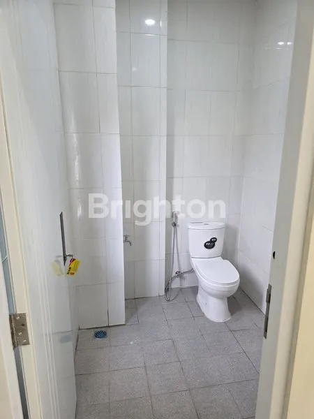 image RUKO 2.5 LANTAI SIAP PAKAI DI MERUYA DEKAT PURI INDAH & TOL JOGLO (4)