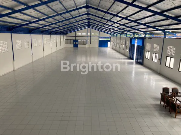 GUDANG INDUSTRI SIAP PAKAI ZONA MERAH KARANGANOM