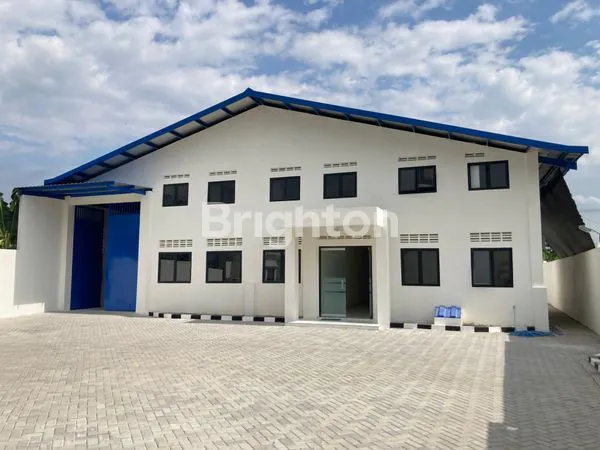 image GUDANG INDUSTRI SIAP PAKAI ZONA MERAH KARANGANOM (4)