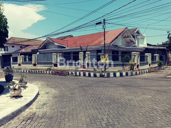 image \\UD83C\\UDF1FSUPER DEAL RUMAH STRATEGIS MULTIFUNGSI DI SURABAYA\\UD83C\\UDF1F (1)