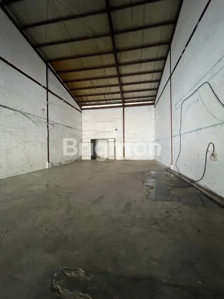 image DISEWAKAN GUDANG MULTIFUNGSI DI BATU AMPAR, DEKAT DENGAN PELABUHAN BATU AMPAR (5)