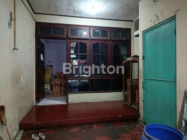 image RUMAH DALAM PASAR BISA UNTUK USAHA (3)