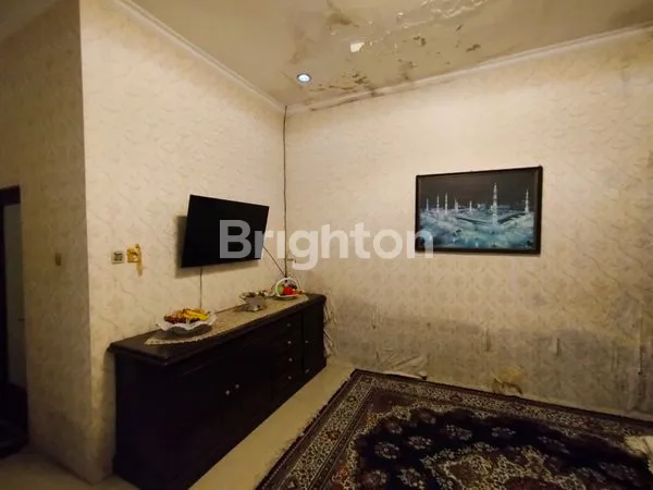 image RUMAH LUAS STRATEGIS BLIMBING (2)