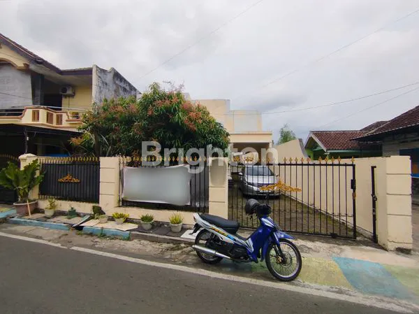 image RUMAH LUAS STRATEGIS BLIMBING (6)
