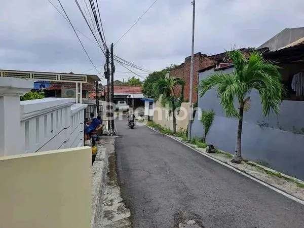 image RUMAH 2 LANTAI SIAP HUNI AREA PAMULARSIH SEMARANG  (8)