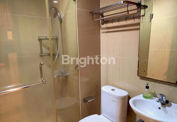 image APARTEMEN STUDIO SKYLINE FULL FURNISH VIEW POOL SIAP HUNI (4)