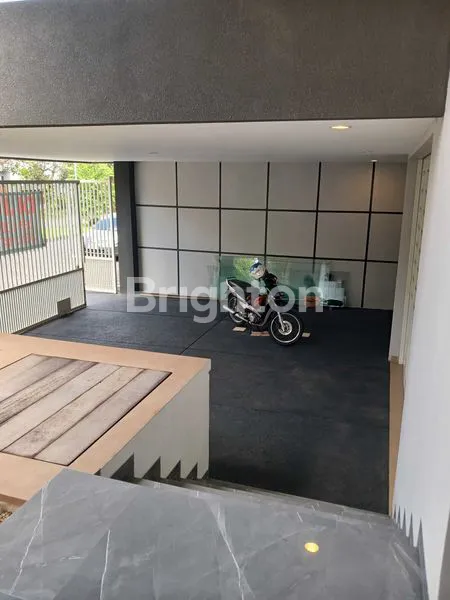 image RUMAH BARU DI CLUSTER ELIT ARAYA MALANG (2)