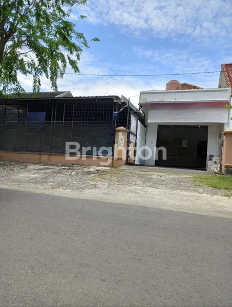 image DIJUAL/DISEWAKAN RUMAH BISA DI GUNAKAN UNTUK USAHA  DI PLAMONGAN HIJAU SEMARANG (1)