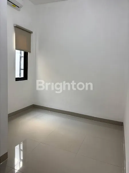 image DIJUAL RUMAH SIAP HUNI 2 LANTAI DEKAT UNIVERSITAS PAMULANG (7)