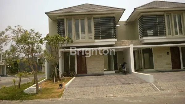 image RUMAH MEWAH 2 LANTAI DI GREEN HILL CITRALAND - DEKAT G-WALK (1)