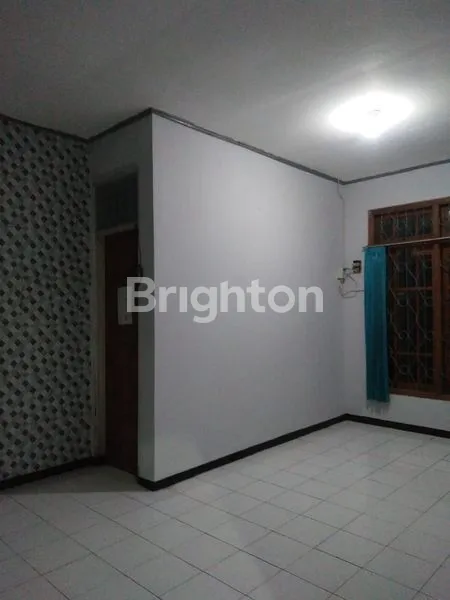 image RUMAH ASRI 3KT DI GADING FAJAR 1, PUSAT KOTA SIDOARJO, SHM (8)