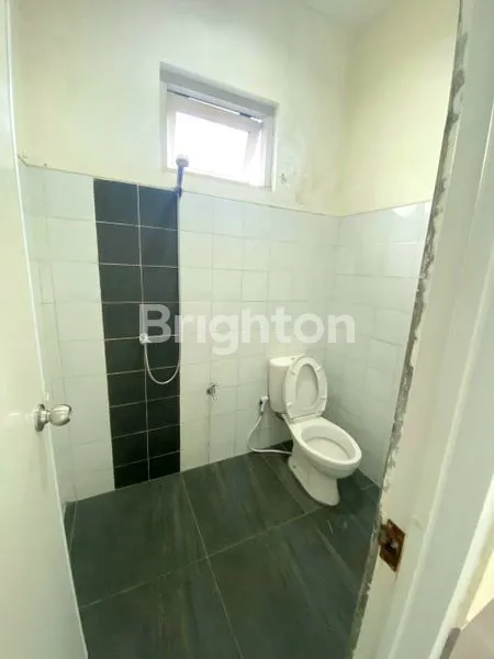 image RUMAH MODERN 2 LANTAI DI SERPONG GARDEN 2 - 3KT, DEKAT STASIUN (8)