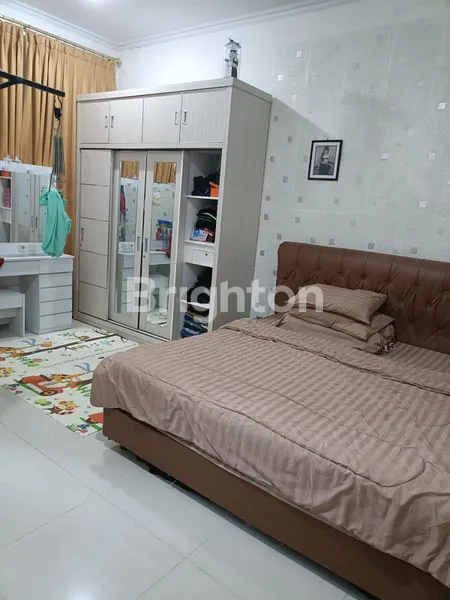 image RUMAH 3,5LANTAI JELAMBAR GROGOL  PETAMBURAN DEKAT TANJUNG DUREN JAKARTA BARAT  (5)