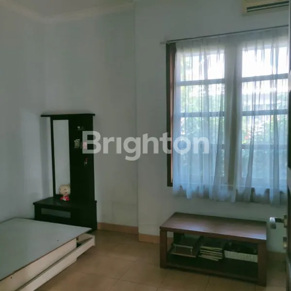 image DIJUAL RUMAH ASRI DI ALAM SUTERA (2)