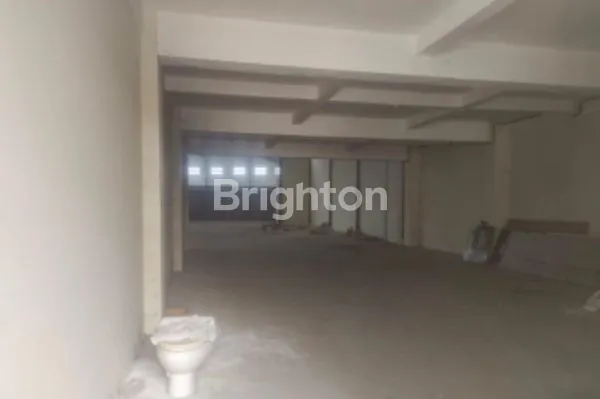 image GUDANG BAGUS LOKASI BERADA DI TENGAH KOTA & AKSES MUDAH. (4)