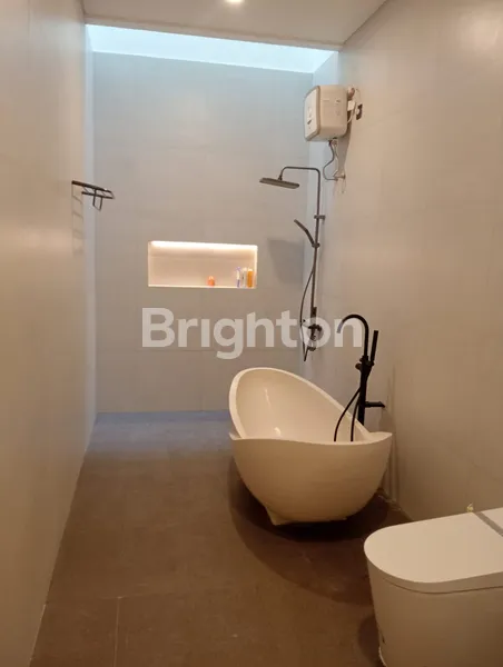 image VILLA MEWAH STRATEGIS VIEW SAWAH PEDESAAN DENGAN PRIVATE POOL, DEKAT DENGAN PURA TANAH LOT TABANAN (3)