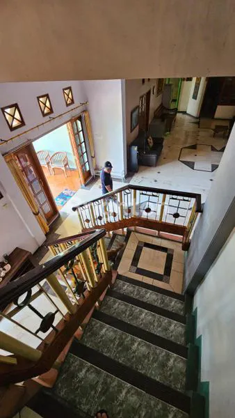 image RUMAH + HALAMAN LUAS DI PRAPEN, SURABAYA TIMUR (4)