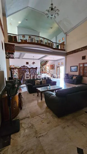 image RUMAH + HALAMAN LUAS DI PRAPEN, SURABAYA TIMUR (7)