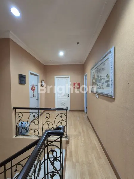 image RUMAH EKSKLUSIF THE VILLAS MOI 3 ½ LANTAI HARGA RP 4,3M (6)