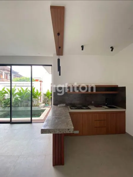 image VILLA MINIMALIST WITH PRIVATE POOL IN MUNGGU (4)