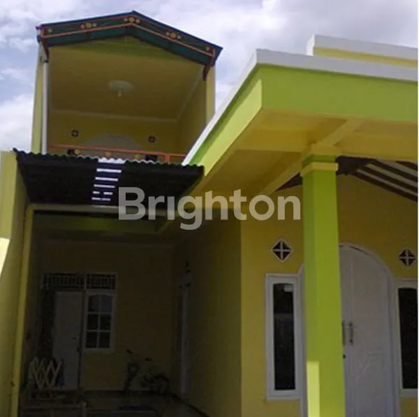 image RUMAH 2 LANTAI STRATEGIS DEKAT TOL GREENLAKE, CIPONDOH (1)