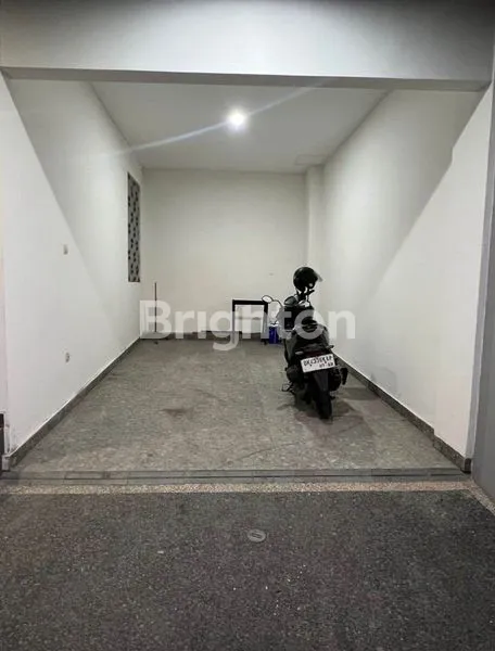 image RUMAH MINIMALIS VIEW SAWAH DI GUNUNG SALAK (7)