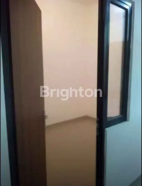 image RUMAH DI JELUPANG  (2)