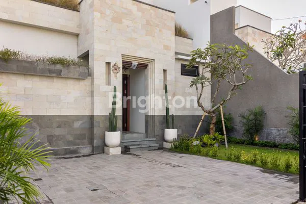 image FOR SALE FULLY FURNISHED BRAND NEW 3 BEDROOM POOL VILLA SEA VIEW FROM 2ND FLOOR, STRATEGIC LOCATION, TURUN HARGA !  (2)