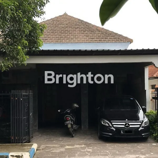 image RUMAH SECOND EX KANTOR SIAP HUNI JL. URIP SUMOHARJO JOMBANG TENGAH KOTA DEKAT RSIA MUSLIMAT HOTEL FATMA (1)