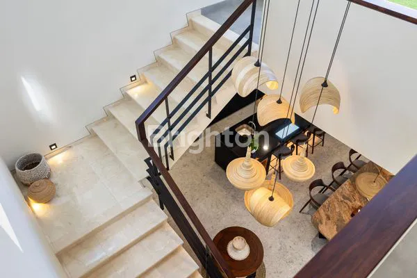 image FOR LEASE 25 YEARS FULLY FURNISHED BRAND NEW 3 BEDROOM VILLA SEAVIEW FROM 2ND FLOOR, STRATEGIC LOCATION (8)