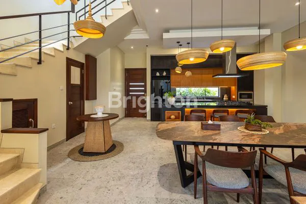 image FOR LEASE 25 YEARS FULLY FURNISHED BRAND NEW 3 BEDROOM VILLA SEAVIEW FROM 2ND FLOOR, STRATEGIC LOCATION (4)