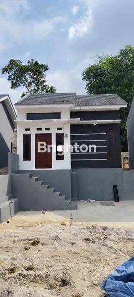 image DI KM 8,5 ADA RUMAH SIAP DIPINANG TINGGAL FINISHING (1)