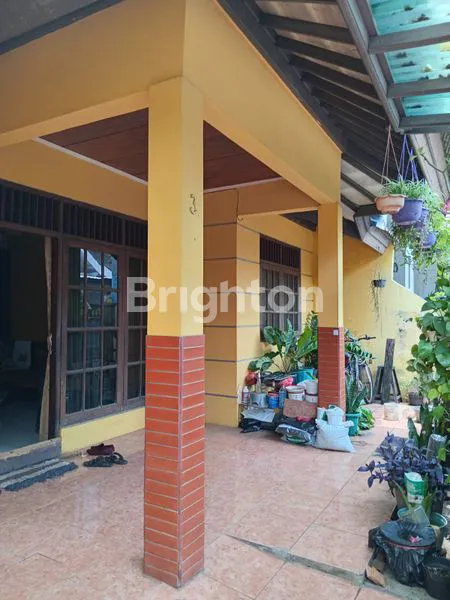 image RUMAH STRATEGIS & NYAMAN DI PERUMAHAN TAMAN DUTA CISALAK DEPOK (3)