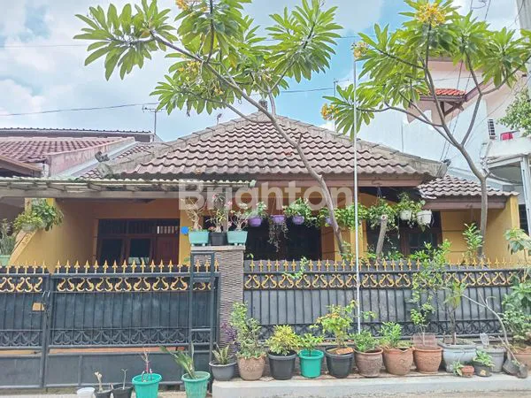 image RUMAH STRATEGIS & NYAMAN DI PERUMAHAN TAMAN DUTA CISALAK DEPOK (1)