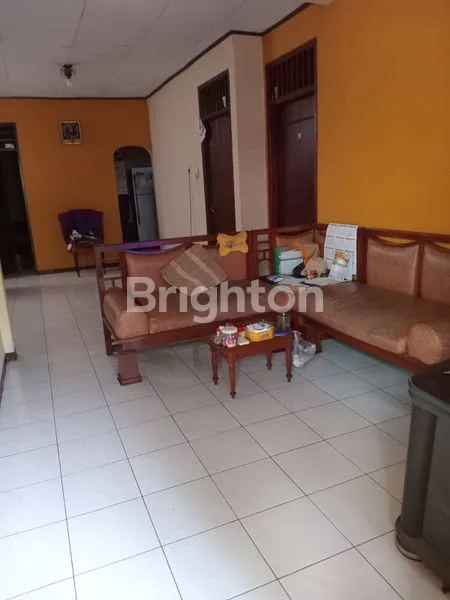 image RUMAH STRATEGIS & NYAMAN DI PERUMAHAN TAMAN DUTA CISALAK DEPOK (6)