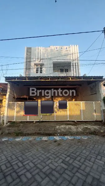 image RUMAH 2 LANTAI SIAP HUNI DI PESONA PERMATA GADING SIDOARJO - SHM (1)