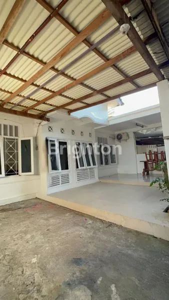 image RUMAH 3 KAMAR TIDUR LOKASI PURI GADING – JL. JOGJA (1)