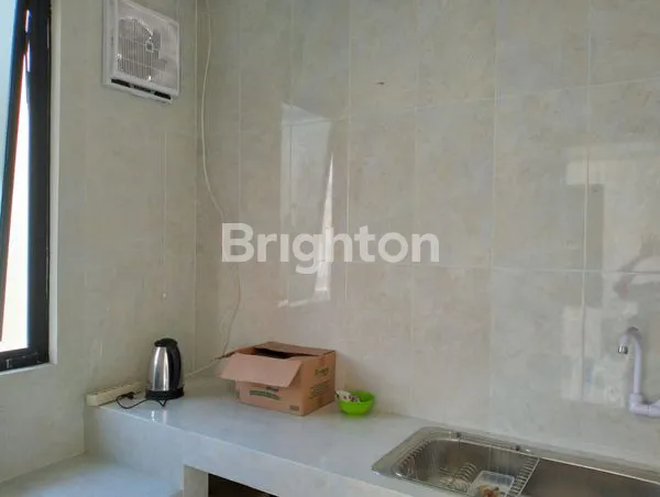 image DISEWAKAN 1 UNIT RUMAH 2 LANTAI SIAP HUNI TINGGAL BAWA KOPER  LOKASI MODERNLAND CLASTER  HAVANA TANGERANG (4)